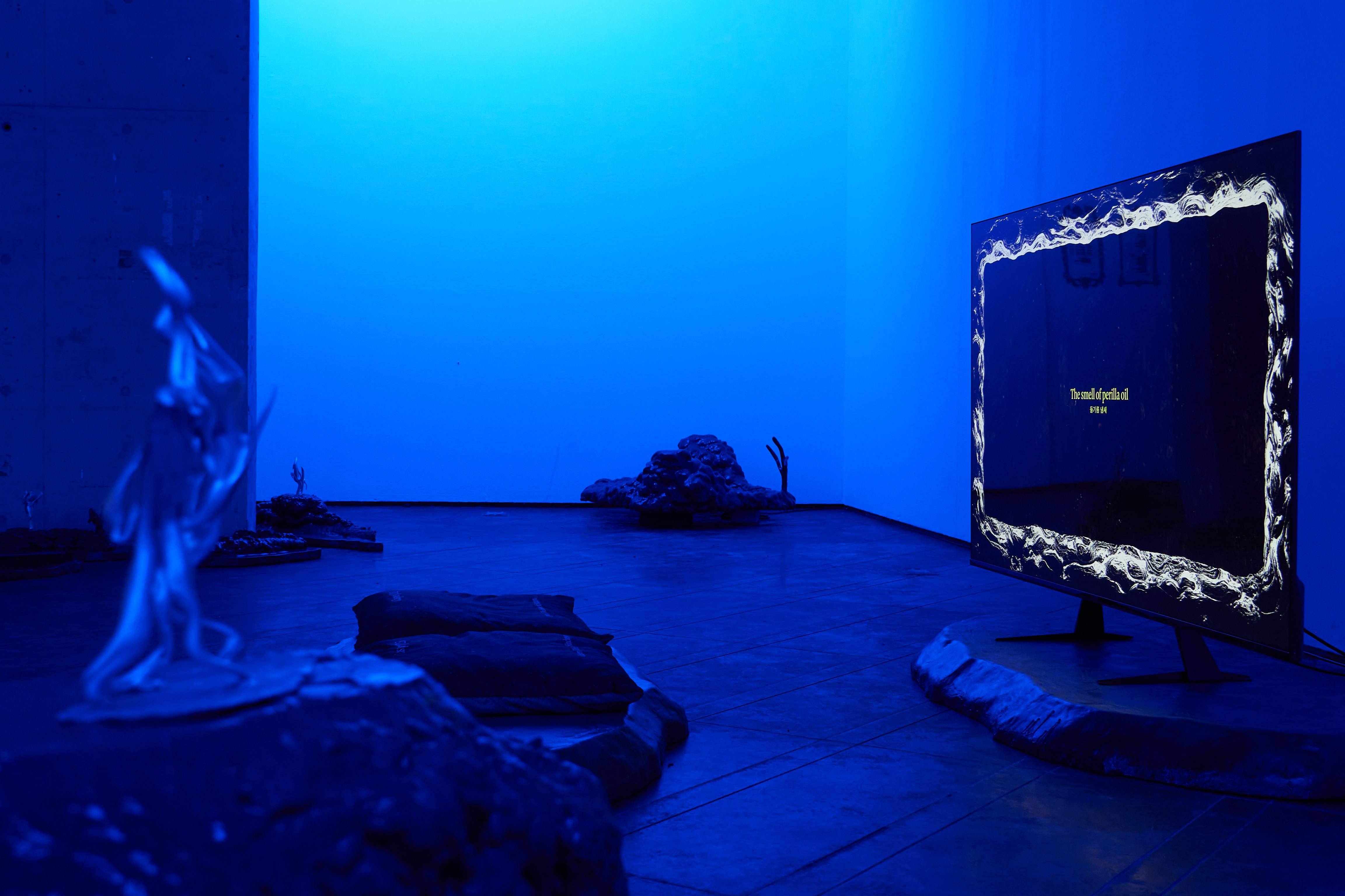 Lijung Solo Exhibition: Casper
